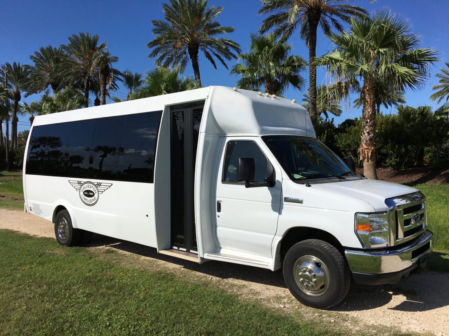 Our Fleet – Galveston Limousine